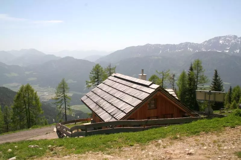 Heidi-Alm Falkert